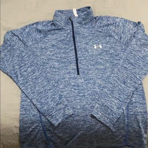 UnderArmor Athletic Longsleeve